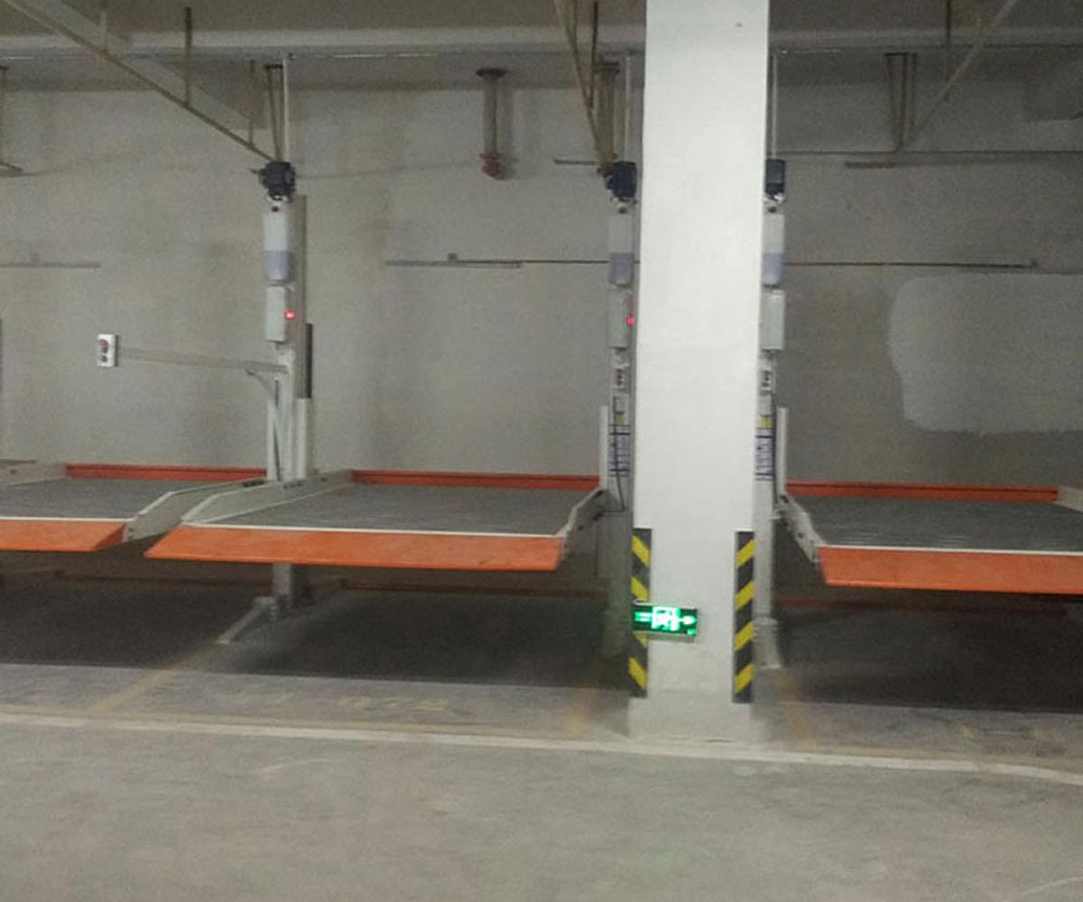 皋蘭四柱升降式機(jī)械立體車庫(kù)出租
