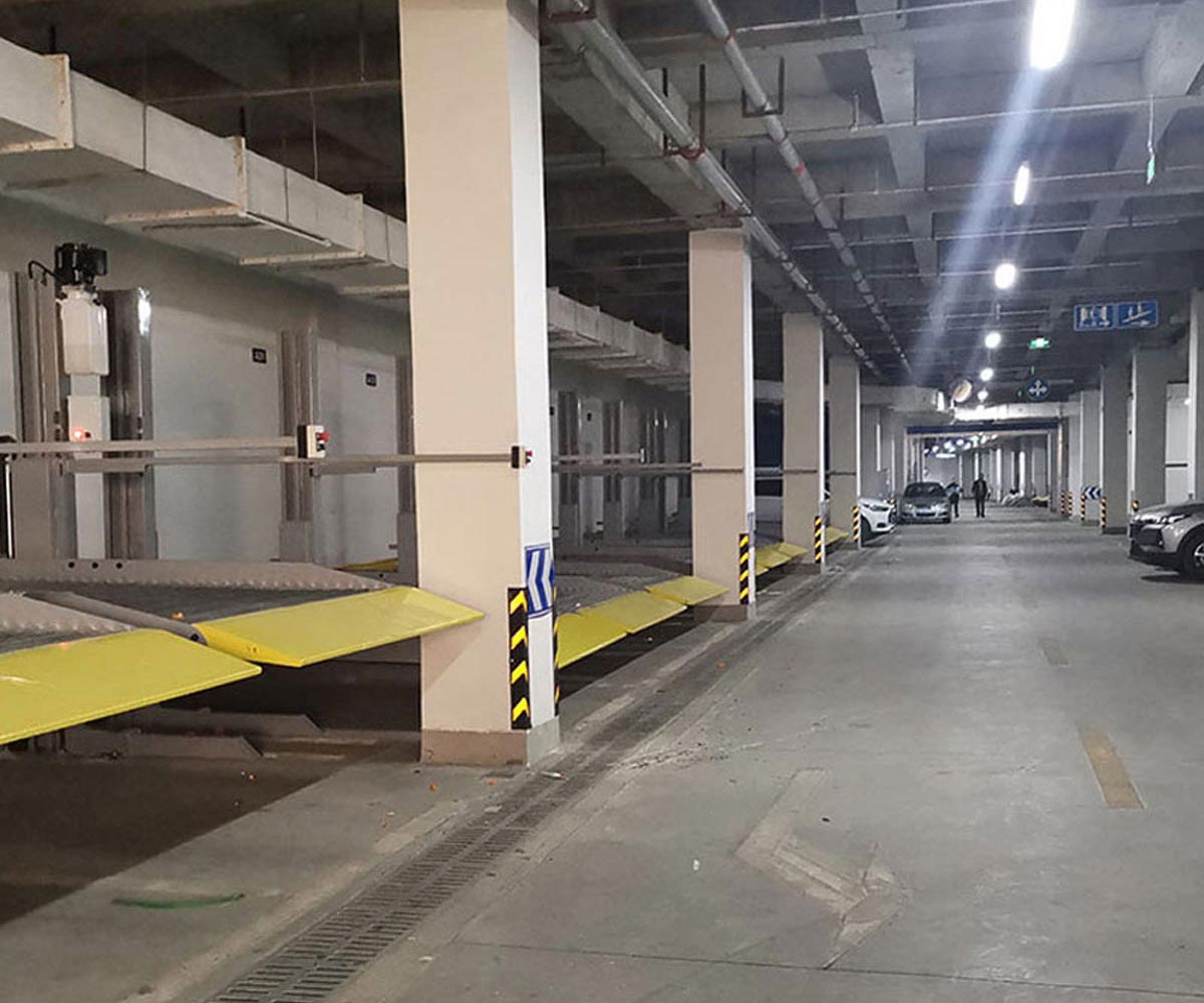 白銀兩層升降橫移式停車立體車庫二手