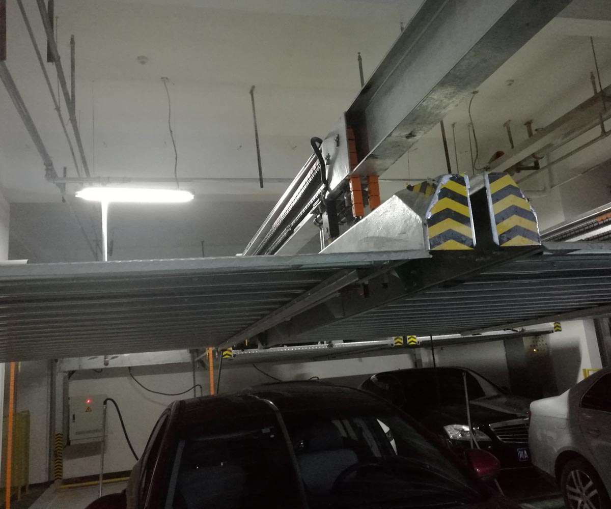 靖遠三層升降機械停車位